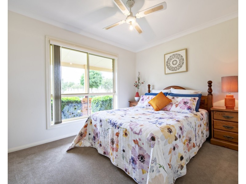 29R BENCUBBIN DRIVE, Dubbo NSW 2830