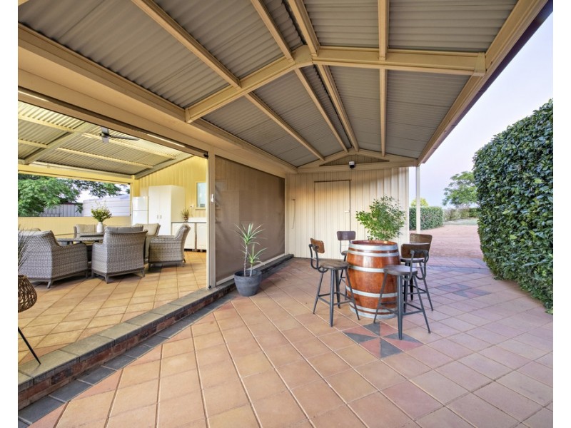 29R BENCUBBIN DRIVE, Dubbo NSW 2830