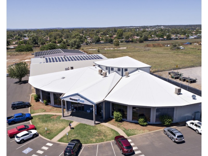 12 JANNALI ROAD, Dubbo NSW 2830