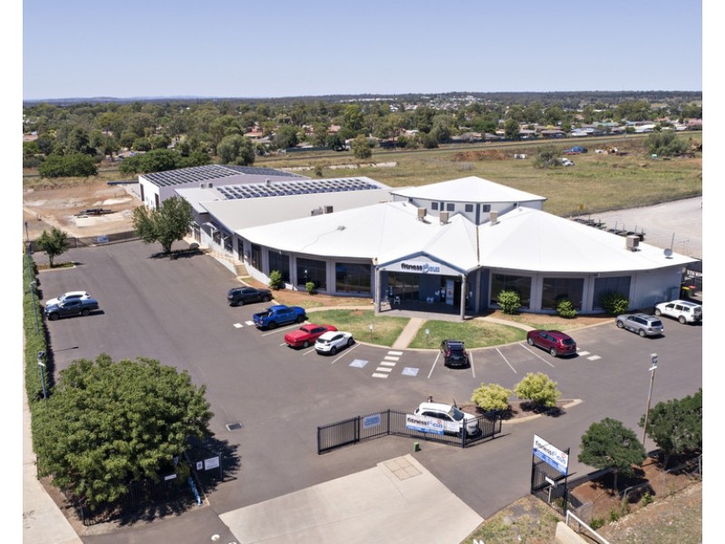 12 JANNALI ROAD, Dubbo NSW 2830