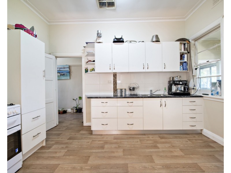 19 GOODE STREET, Dubbo NSW 2830