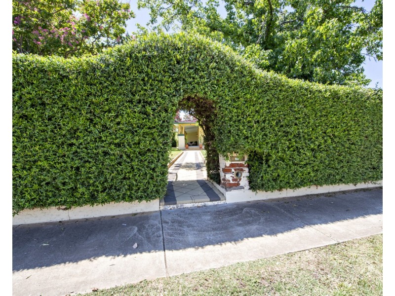 340 MACQUARIE STREET, Dubbo NSW 2830
