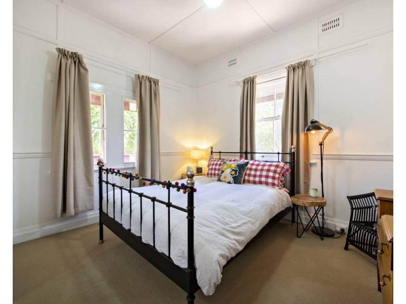 198 FITZROY STREET, Dubbo NSW 2830