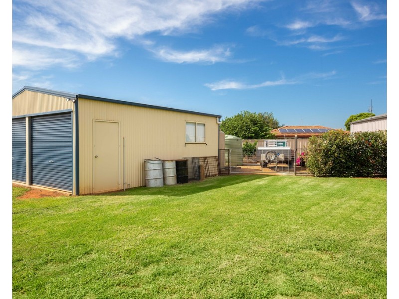 12 TANDERRA DRIVE, Dubbo NSW 2830