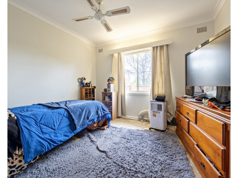 34 BANKSIA CRESCENT, Dubbo NSW 2830