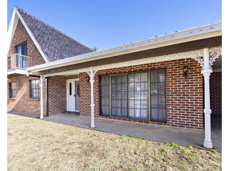 61 MEEK STREET, Dubbo NSW 2830