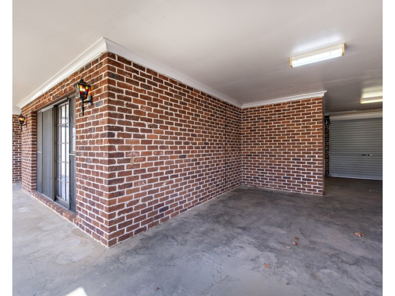 61 MEEK STREET, Dubbo NSW 2830