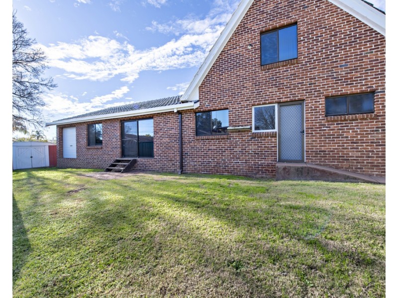 61 MEEK STREET, Dubbo NSW 2830