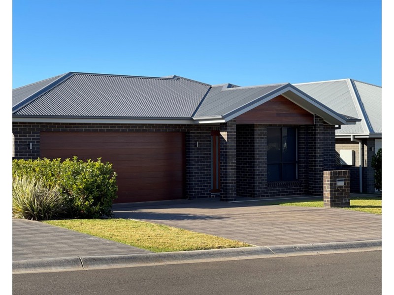9A Wave Court, Dubbo NSW 2830