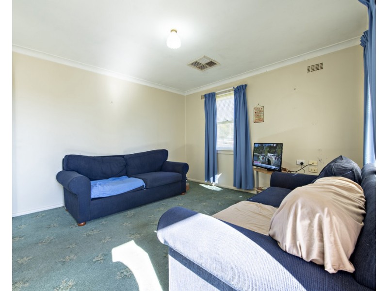 1 JOHNS AVENUE, Dubbo NSW 2830