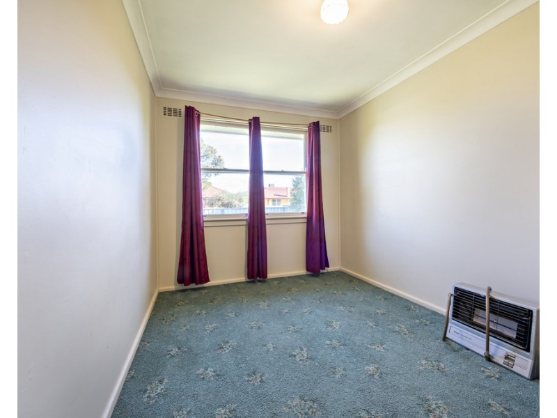 1 JOHNS AVENUE, Dubbo NSW 2830