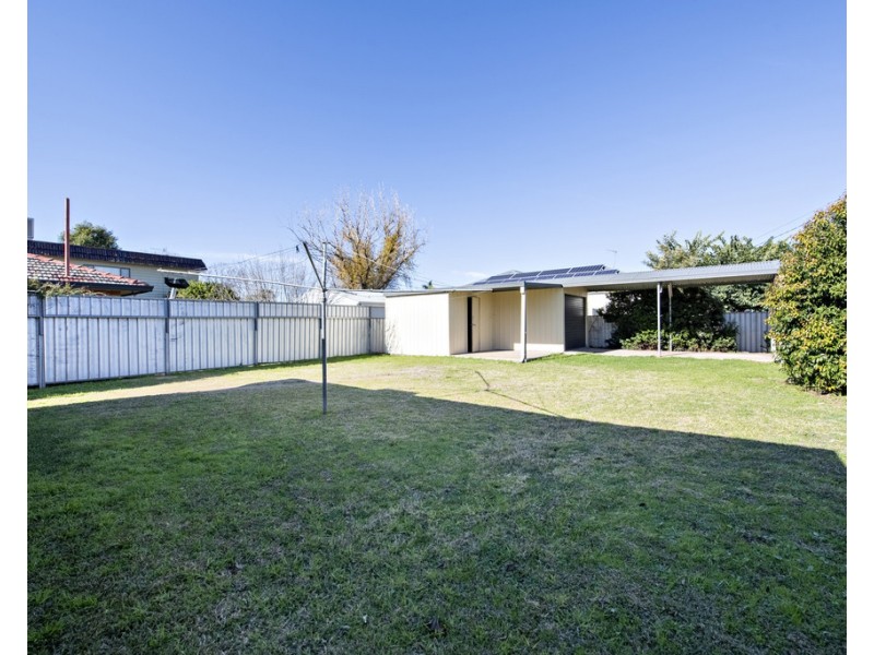 1 JOHNS AVENUE, Dubbo NSW 2830