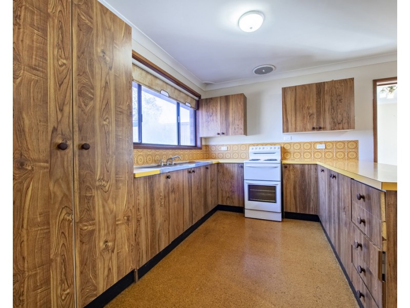 35 POTTER CLOSE, Dubbo NSW 2830