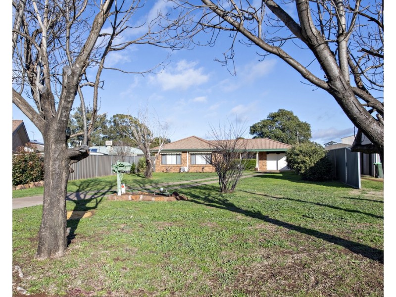 35 POTTER CLOSE, Dubbo NSW 2830