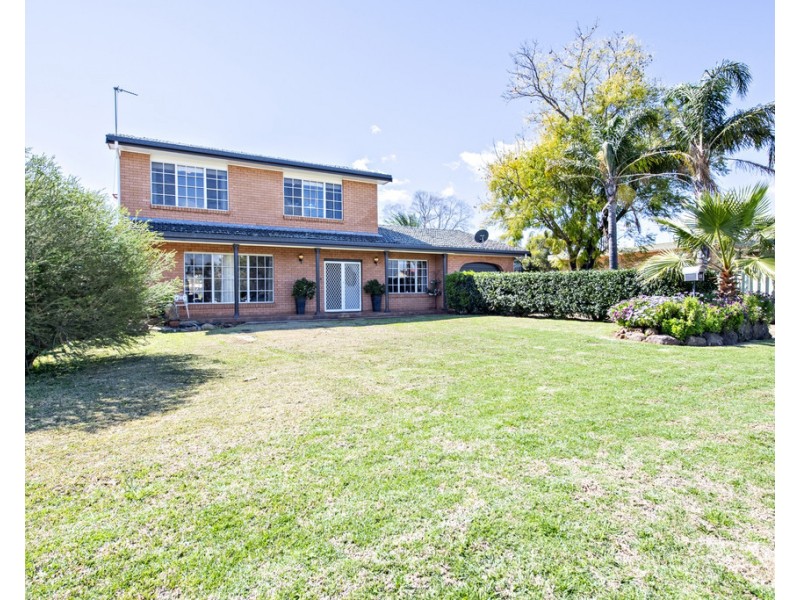 22 OXLEY CIRCLE, Dubbo NSW 2830