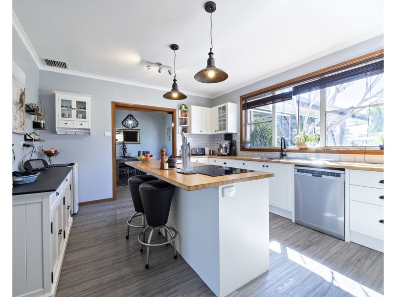 22 OXLEY CIRCLE, Dubbo NSW 2830