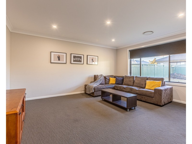 14 BROOK COURT, Dubbo NSW 2830