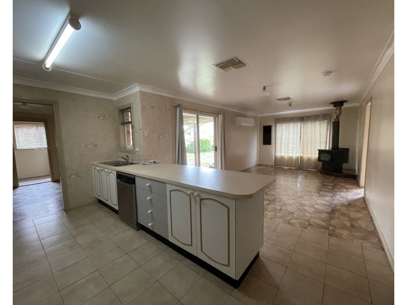 5 Bonner Crescent, Dubbo NSW 2830