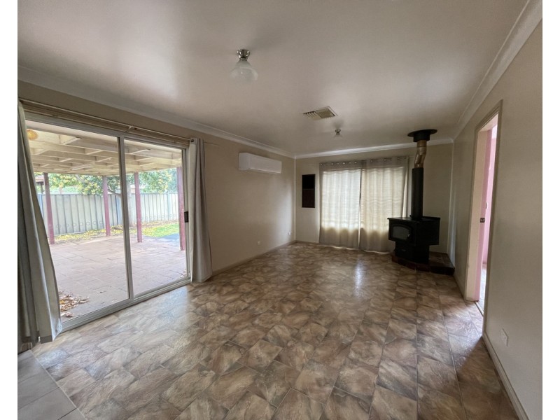5 Bonner Crescent, Dubbo NSW 2830