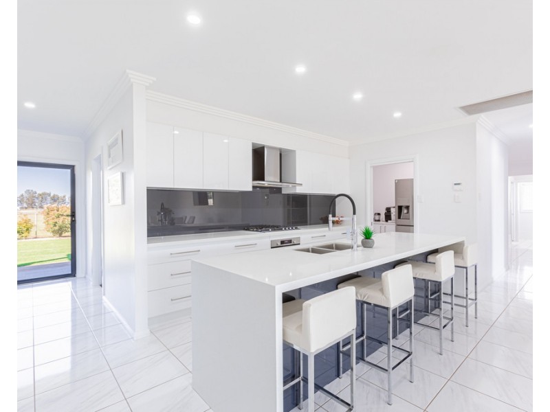 54L NARROMINE ROAD, Dubbo NSW 2830