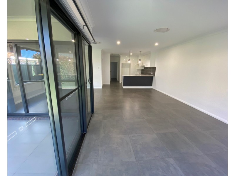 28 Azure Avenue, Dubbo NSW 2830