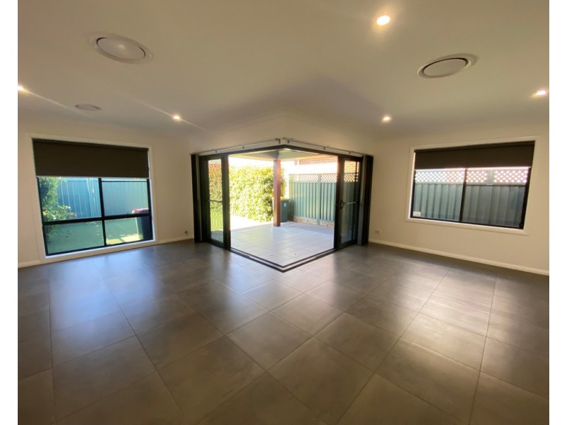 28 Azure Avenue, Dubbo NSW 2830