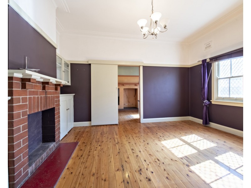 140 COBRA STREET, Dubbo NSW 2830