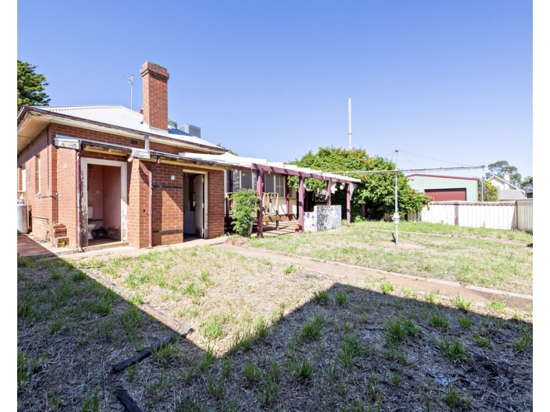 140 COBRA STREET, Dubbo NSW 2830