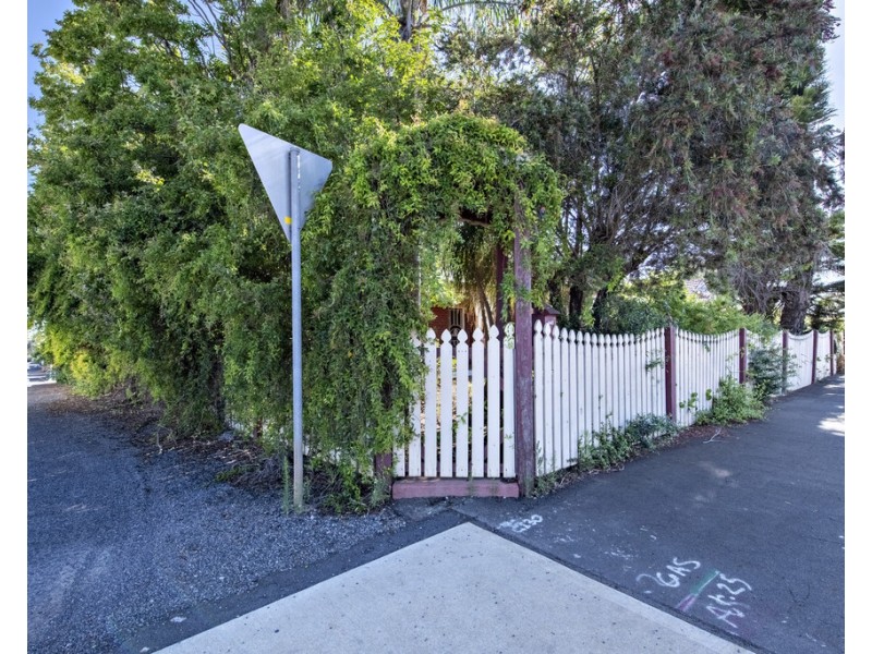 140 COBRA STREET, Dubbo NSW 2830