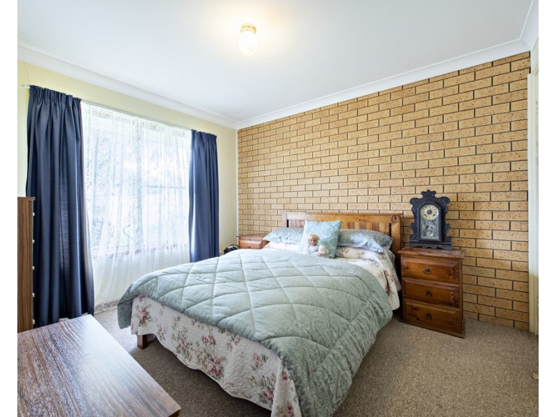 2A and 2B RIVERGUM PLACE, Dubbo NSW 2830