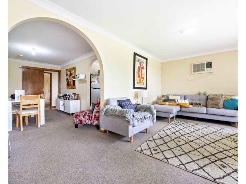 2A and 2B RIVERGUM PLACE, Dubbo NSW 2830