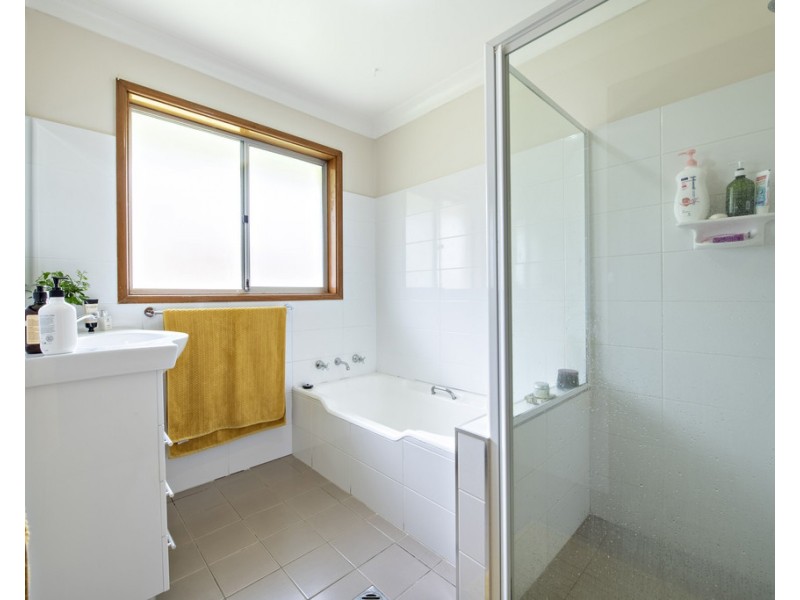 2A and 2B RIVERGUM PLACE, Dubbo NSW 2830