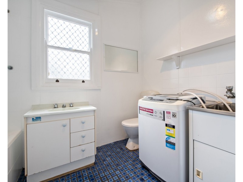 74 COBBORA ROAD, Dubbo NSW 2830