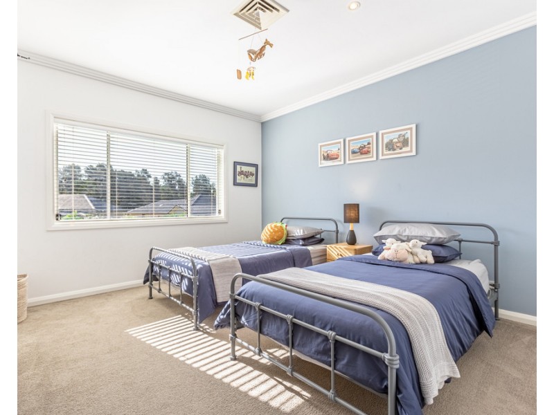 12 ENGLEWOOD AVENUE, Dubbo NSW 2830