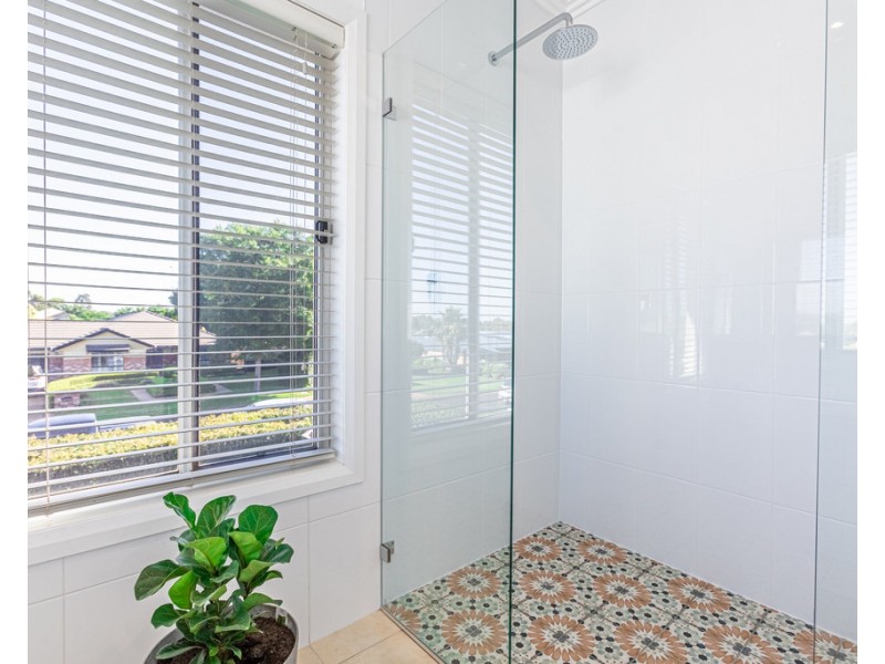 12 ENGLEWOOD AVENUE, Dubbo NSW 2830