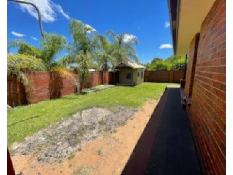 2 WIRRAWAY CLOSE, Dubbo NSW 2830