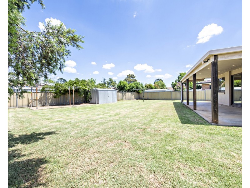 23 NORFOLK CRESCENT, Dubbo NSW 2830