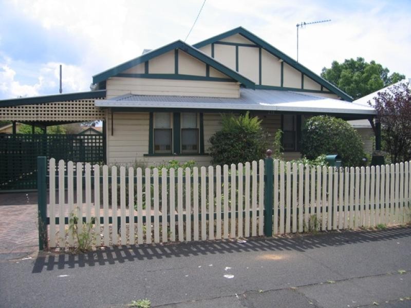 231 Fitzroy Street, Dubbo NSW 2830