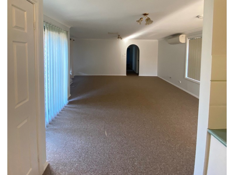 5b St James Close, Dubbo NSW 2830