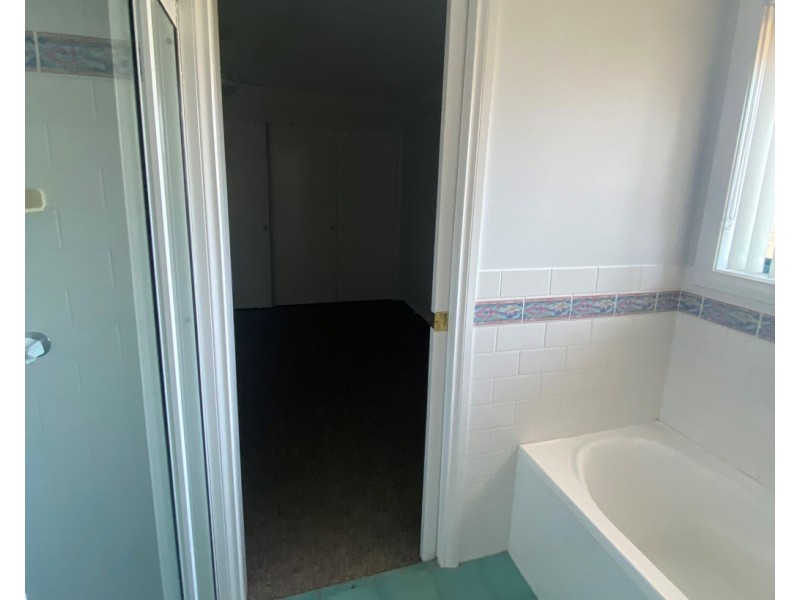 5b St James Close, Dubbo NSW 2830