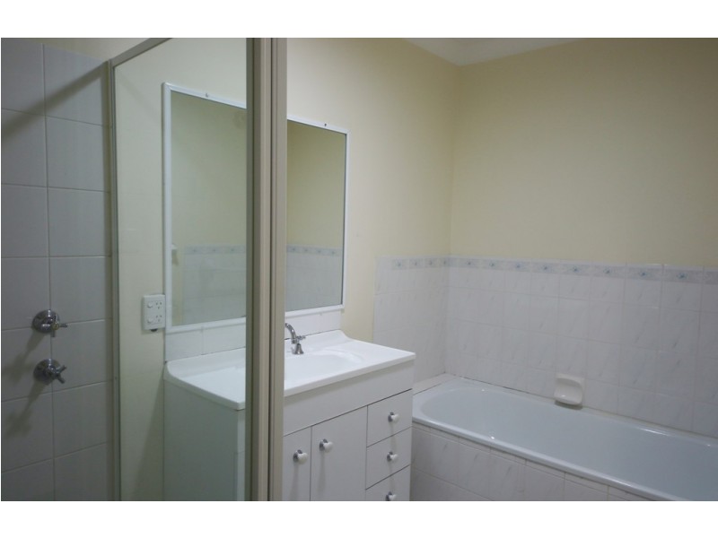 19 Robinson Avenue, Dubbo NSW 2830