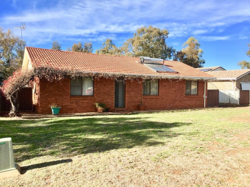132 Baird Drive, Dubbo NSW 2830