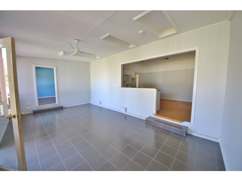 11 Tink Avenue, Dubbo NSW 2830