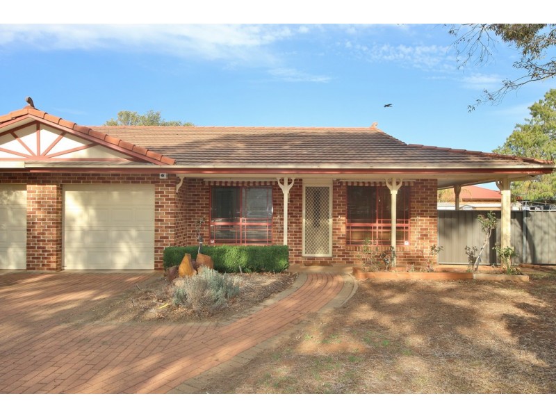 5B Ellis Park Close, Dubbo NSW 2830