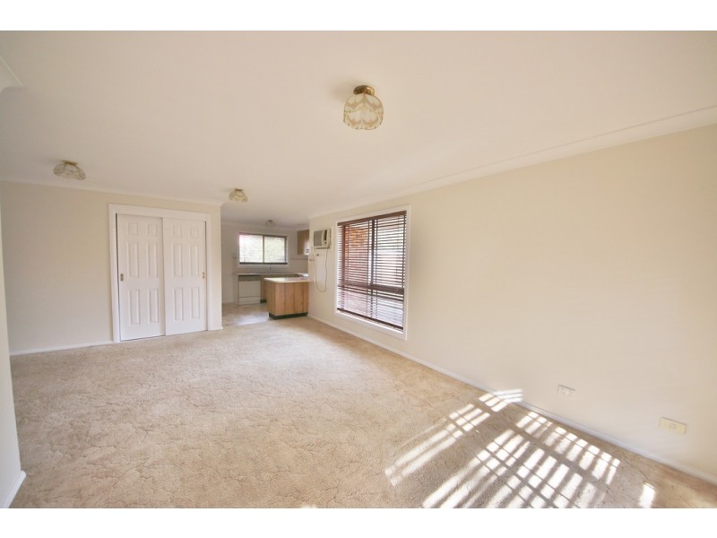 5B Ellis Park Close, Dubbo NSW 2830