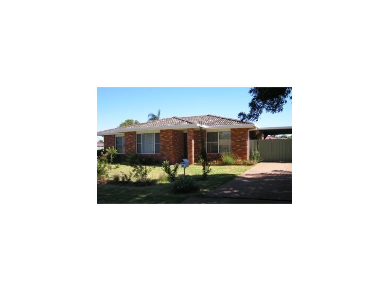 37 Lindsay Place, Dubbo NSW 2830