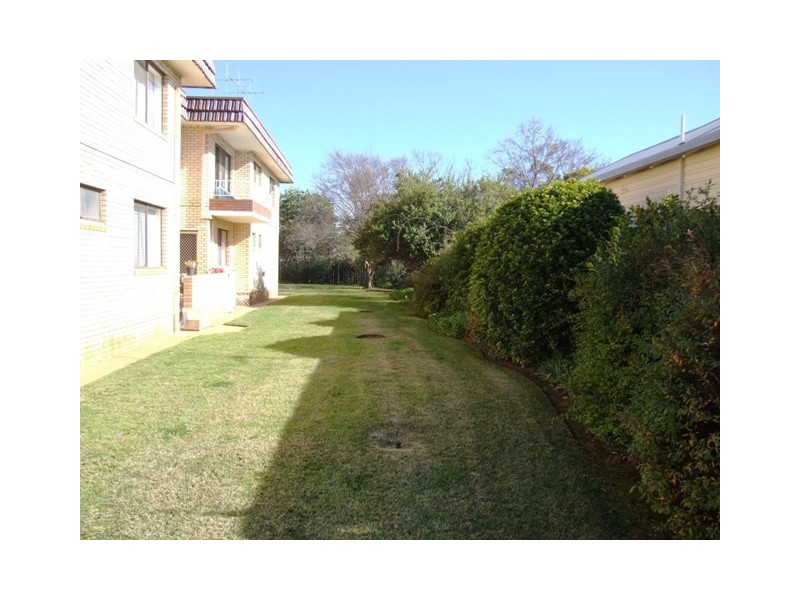 4/227 Brisbane Street, Dubbo NSW 2830