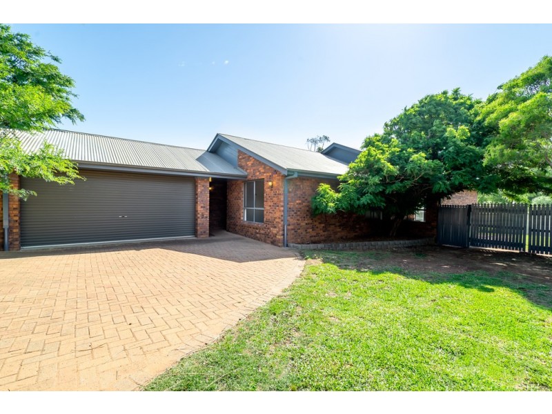 71 Murrayfield Drive, Dubbo NSW 2830
