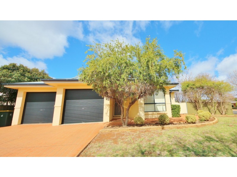 1 Ken McMullen Place, Dubbo NSW 2830