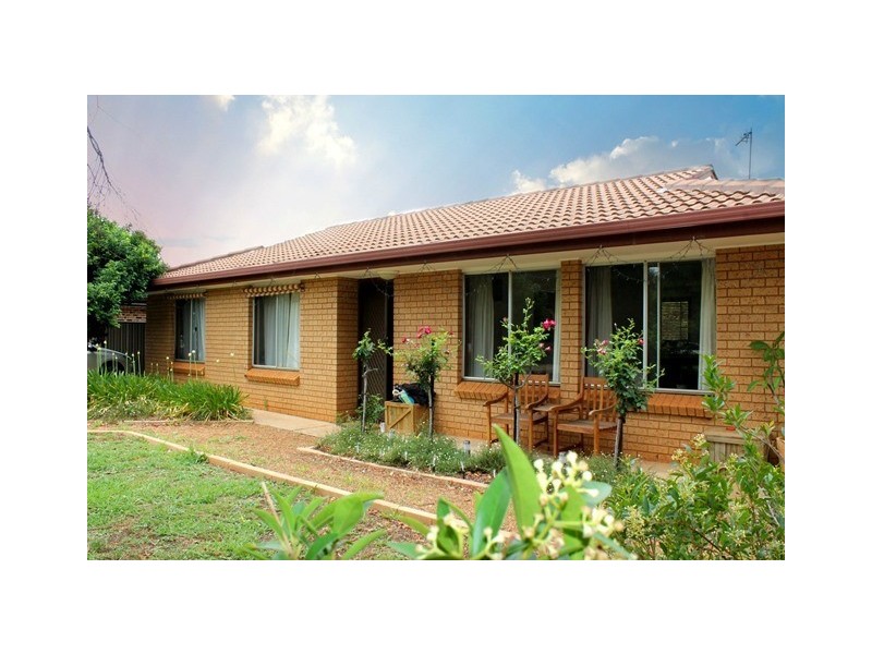 62 Sovereign St, Dubbo NSW 2830